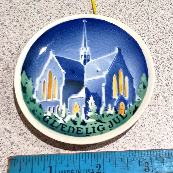 Aluminia Christmas plaquette with Sct. Thomas Church, Copenhagen as its motif - Picture 1 of 5